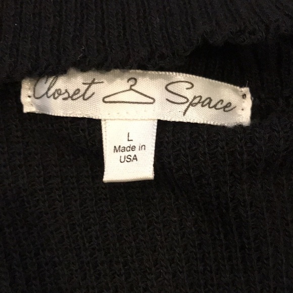 3/$25 CLOSET SPACE Black Cut-Out Front Acrylic Sweater Size Large - Picture 9 of 10